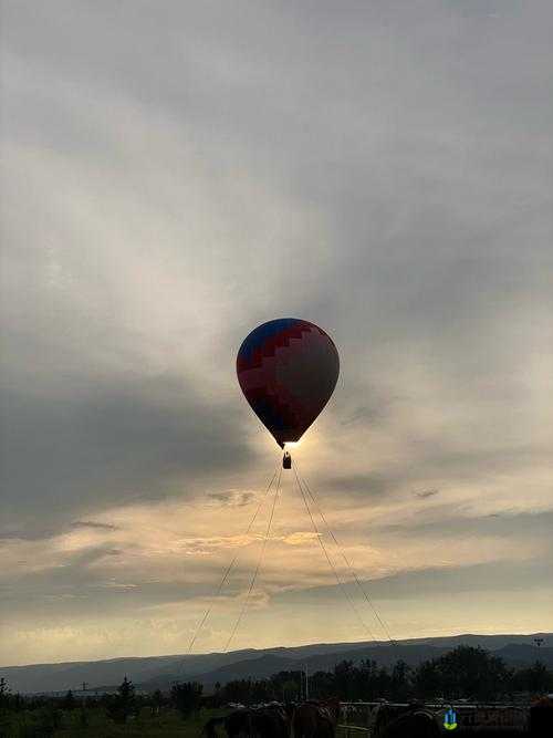 夕阳热气球：拜师有何好处？师徒系统全面解析