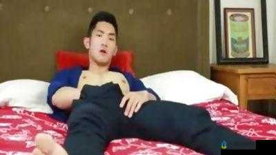 亚洲男男 gaygaysxxx：探索亚洲男性之间的情感与欲望